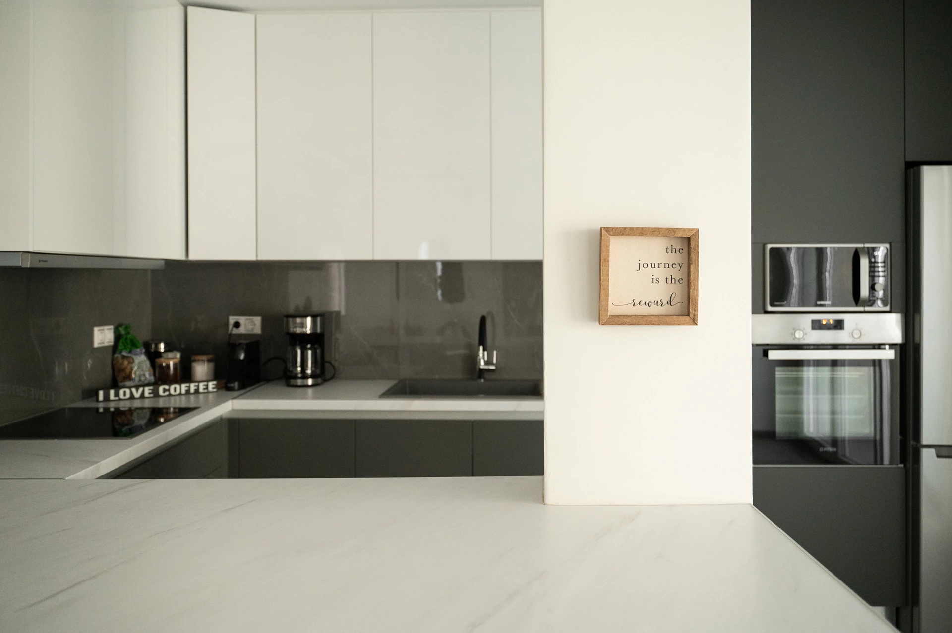 L' Horizon Luxury Living